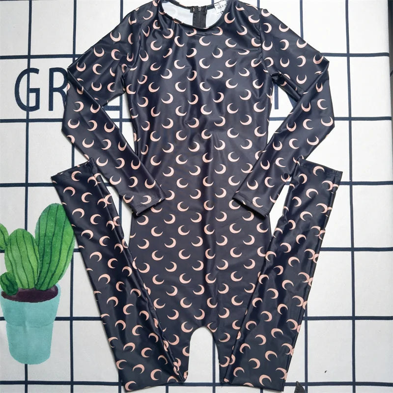 2025 New Womens Moon Print Tight Fitting Conservative Slim Fit Long Sleeved Round Neck Jumpsuit